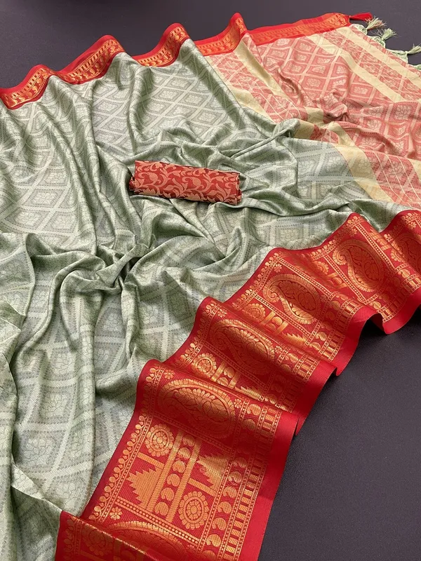 Black_Aquiliq_Woven_Handloom_Cotton_Blend_Saree