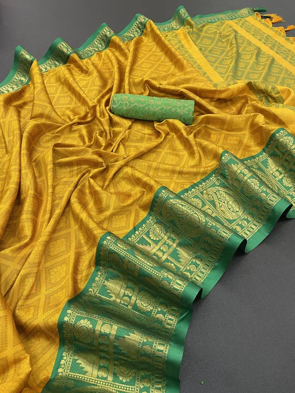 Black_Aquiliq_Woven_Handloom_Cotton_Blend_Saree