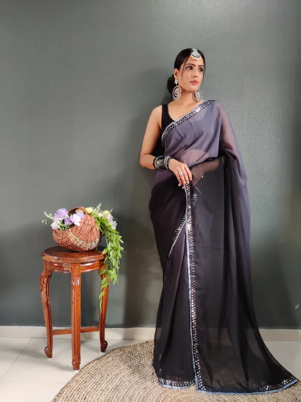 Green_Pure_Georgette_Two_Shad_Saree_With_Lace_Border