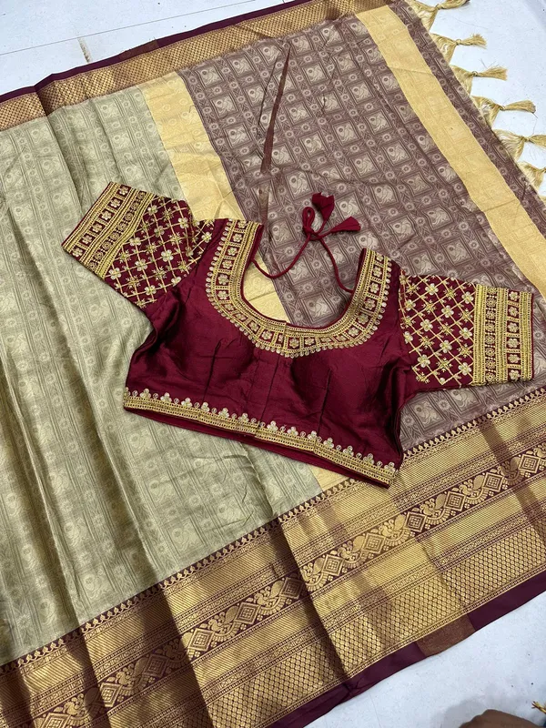 Chiku-Brown_Heavy_Aura_Rich_Cotton_Silk_Design_&_Contrast_Jequared_Weaving_Rich_Heavy_Border_With_Embroidred_Reddy_Made_Blouse