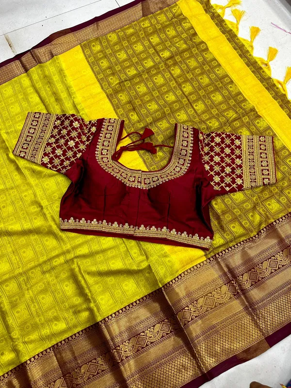 Lemon-Brown_Heavy_Aura_Rich_Cotton_Silk_Design_&_Contrast_Jequared_Weaving_Rich_Heavy_Border_With_Embroidred_Reddy_Made_Blouse