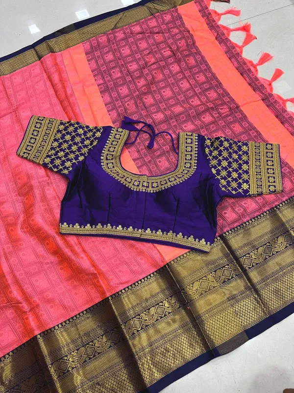 Pink-Blue_Heavy_Aura_Rich_Cotton_Silk_Design_&_Contrast_Jequared_Weaving_Rich_Heavy_Border_With_Embroidred_Reddy_Made_Blouse