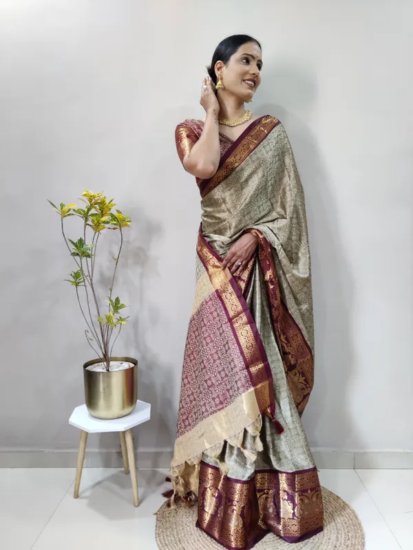 Grey,_Maroon_Aquiliq_Woven_Banarasi_Art_Silk,_Cotton_Silk_Saree