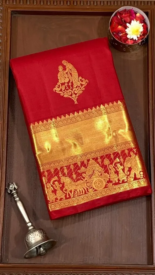 Red_Self_Design_Chinnalapattu_Jacquard_Saree