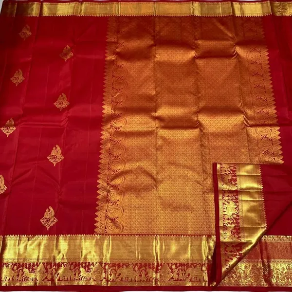 Red_Self_Design_Chinnalapattu_Jacquard_Saree