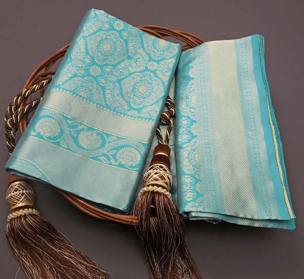 Dark_Green_Printed_Chinnalapattu_Jacquard_Saree