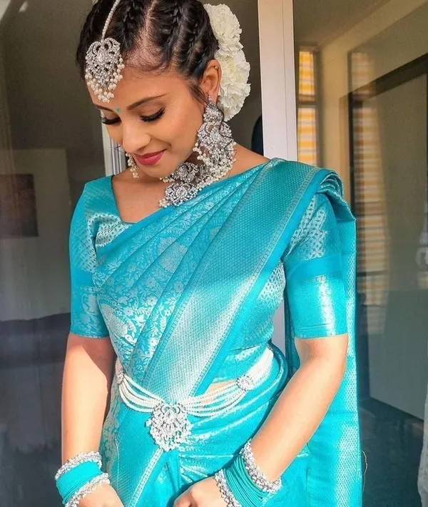 Sky_Woven_Kanjivaram_Silk_Blend_Saree