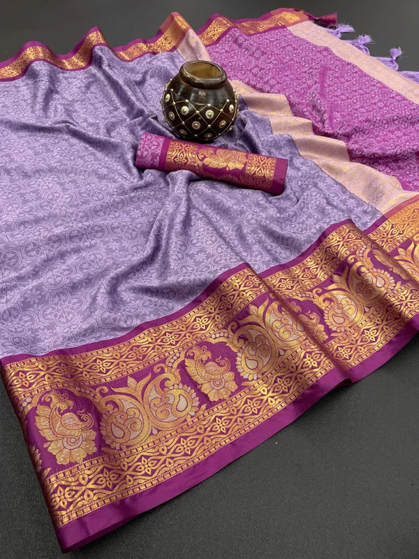 Yellow_Aquiliq_Self_Design_Kanjivaram_Silk_Blend_Saree