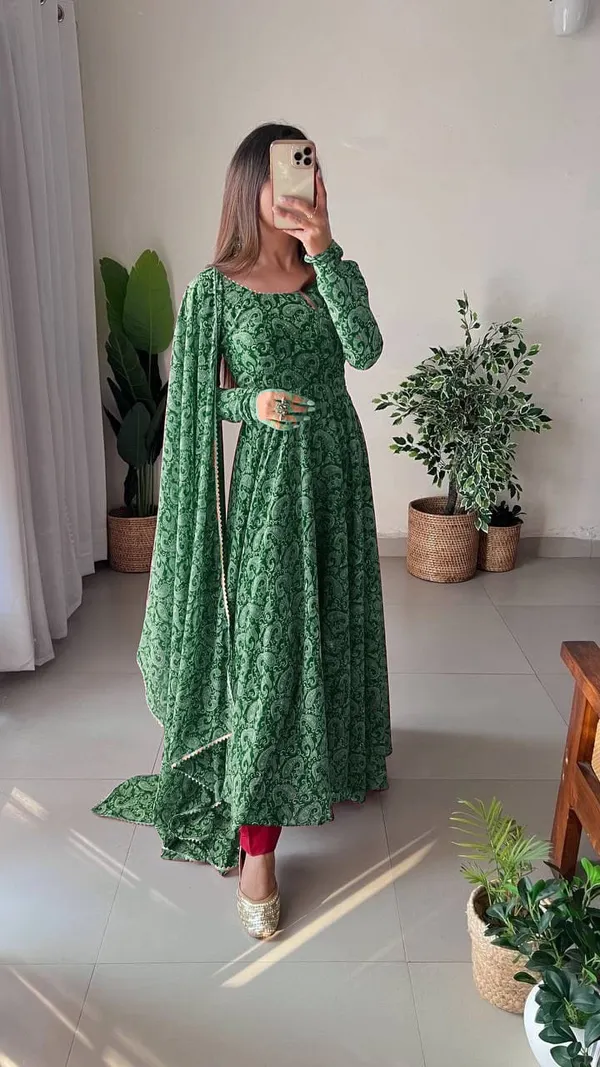 Green_Georgette_Floral_Printed_Anarkali_Gown__With_Duppata