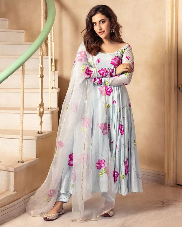 New_Exclusive_Ready-Made_Georgette_Skin_Print_Gown_Two_Piece_For_Women_Gown_+_Orna_)