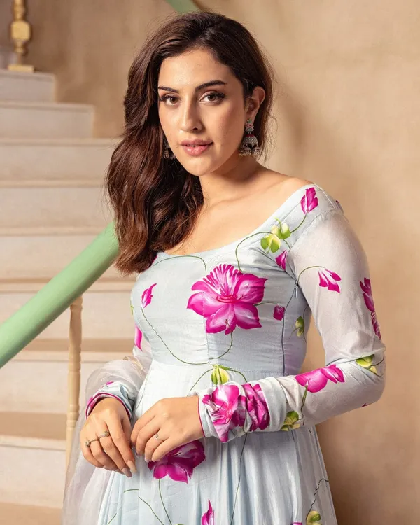 New_Exclusive_Ready-Made_Georgette_Skin_Print_Gown_Two_Piece_For_Women_Gown_+_Orna_)