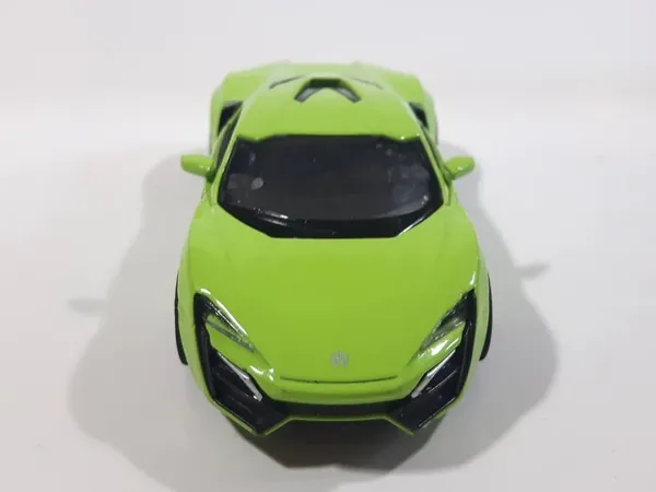 Die_cast_Lykan_Hypersport_1:32_Diecast_Metal_Pullback_Toy_car_Best_Gifts_Toys_for_Playing_Kids_(Multicolor)