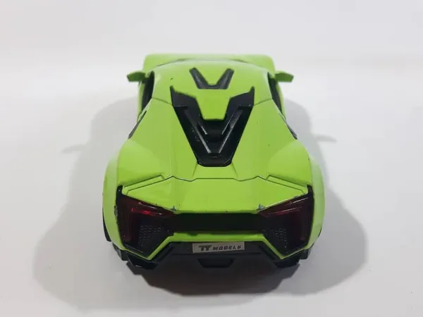 Die_cast_Lykan_Hypersport_1:32_Diecast_Metal_Pullback_Toy_car_Best_Gifts_Toys_for_Playing_Kids_(Multicolor)