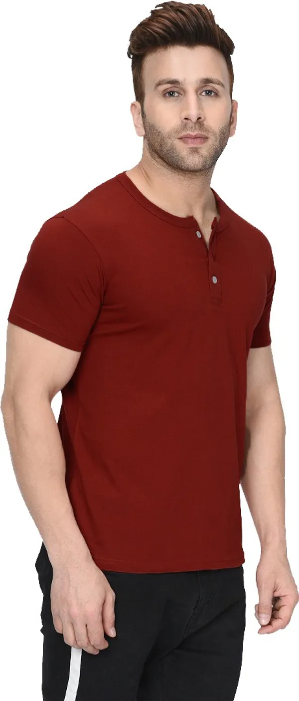 Maroon_Cotton_Blend_Henley_Neck_Short_Sleeve_t-shirt_for_Men