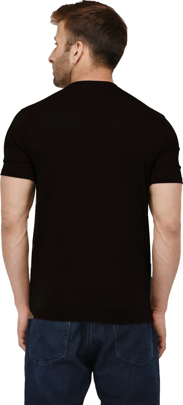 Black_Cotton_Blend_Round_Neck_Half_Sleeve_t-shirt_for_Men