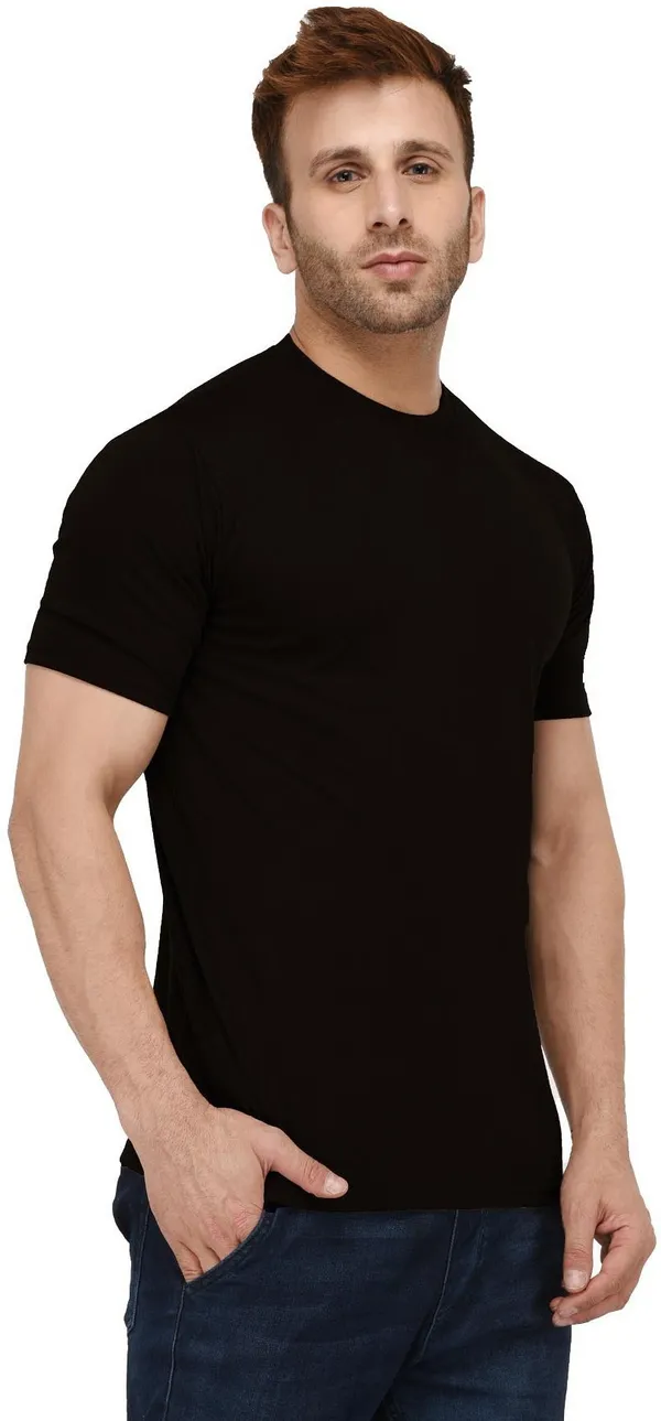 Black_Cotton_Blend_Round_Neck_Half_Sleeve_t-shirt_for_Men