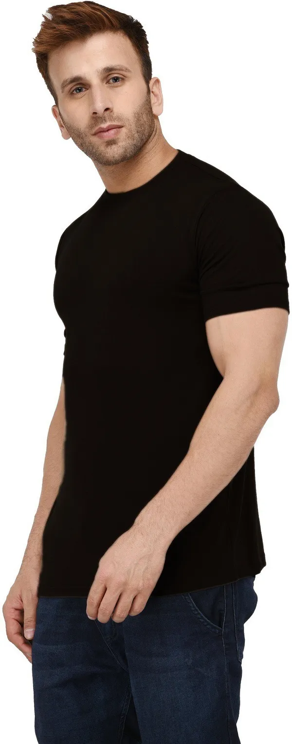 Black_Cotton_Blend_Round_Neck_Half_Sleeve_t-shirt_for_Men