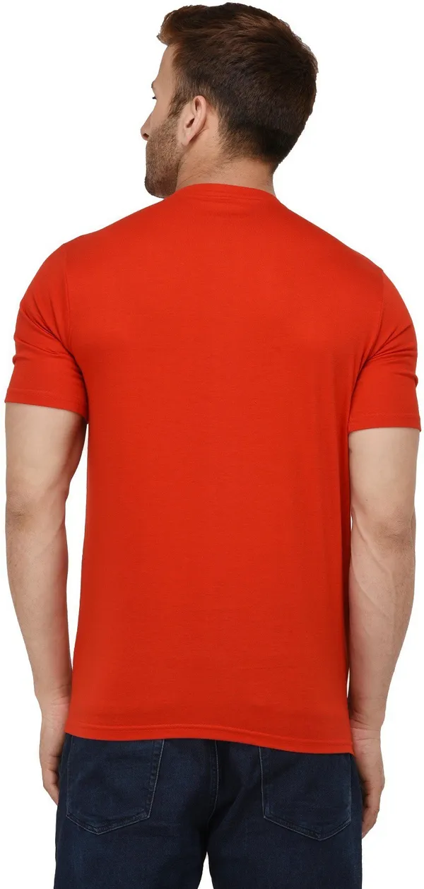 Red_Cotton_Blend_Round_Neck_Half_Sleeve_t-shirt_for_Men