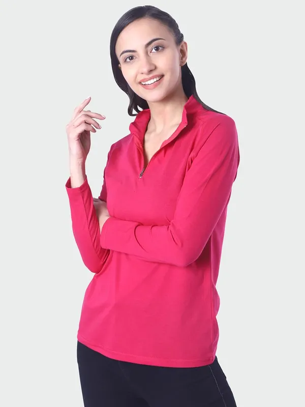 Magenta_Cotton_Blend_T-Shirt