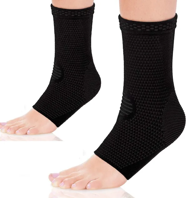 Ankle_Support_Brace_Adjustable_Sleeves_-_Running_Compression_Foot_Brace_for_Men_Women_|_Ankle_Binder_Pain_Relief_for_Ankle_Sprained_(Maroon)_(Black_White,_L)