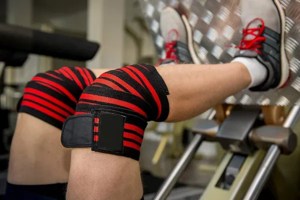 Knee_Wraps_for_Squats_-_(1_Pair)_Knee_Support_for_Men_Gym_Squats_|_3"_x_70"_Long_Squat_Wraps_for_Weightlifting_Bench-Press_and_Powerlifting_|_Knee_Straps_for_Squats_for_Gym_|_(Red,_72Inch)