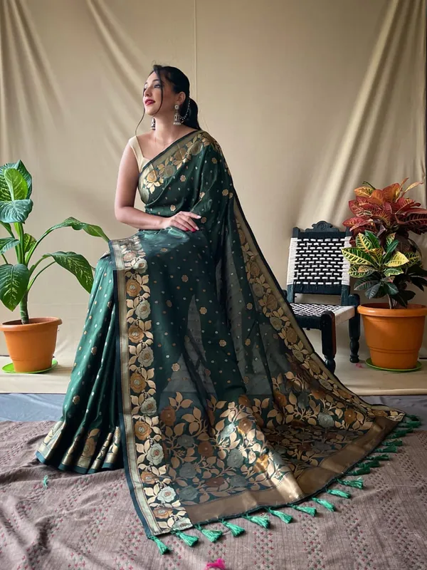 Dark_Green_Banarasi_Silk_Floral_Saree_With_Unstitched_Blouse_Piece