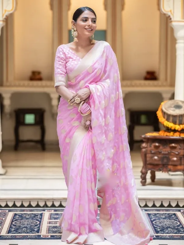 Baby_Pink_Soft_Cotton_Weave_Saree_With_Unstitched_Blouse