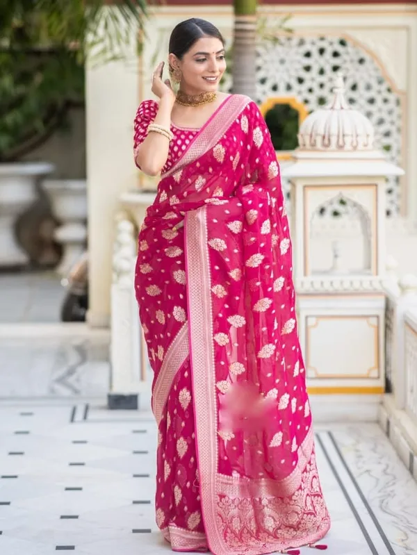 Pink_Soft_Cotton_Weave_Saree_With_Unstitched_Blouse