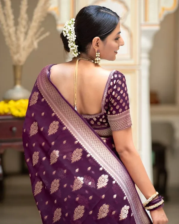 Wine_Soft_Cotton_Weave_Saree_With_Unstitched_Blouse