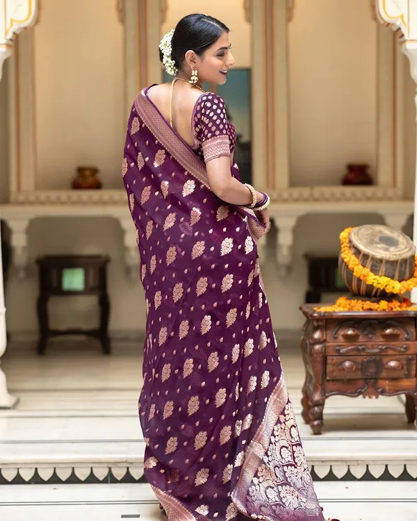 Wine_Soft_Cotton_Weave_Saree_With_Unstitched_Blouse