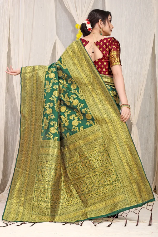 Green_Pure_Banarasi_Saree