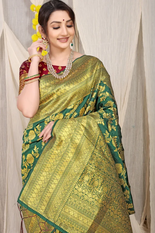 Green_Pure_Banarasi_Saree