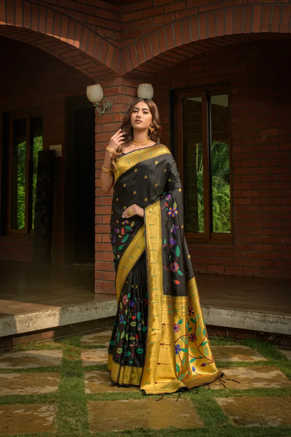 Black_Pure_Silk_Paithani_Saree