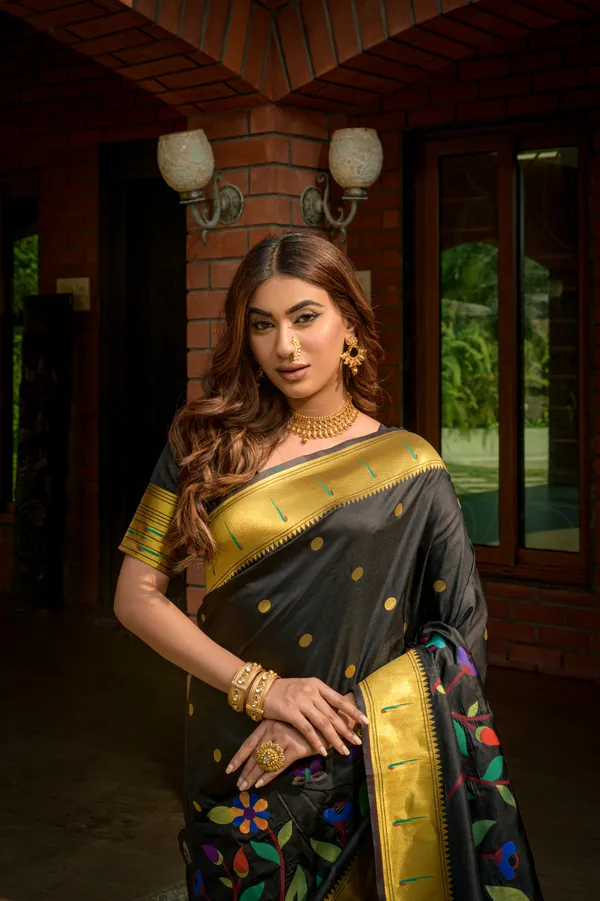Black_Pure_Silk_Paithani_Saree