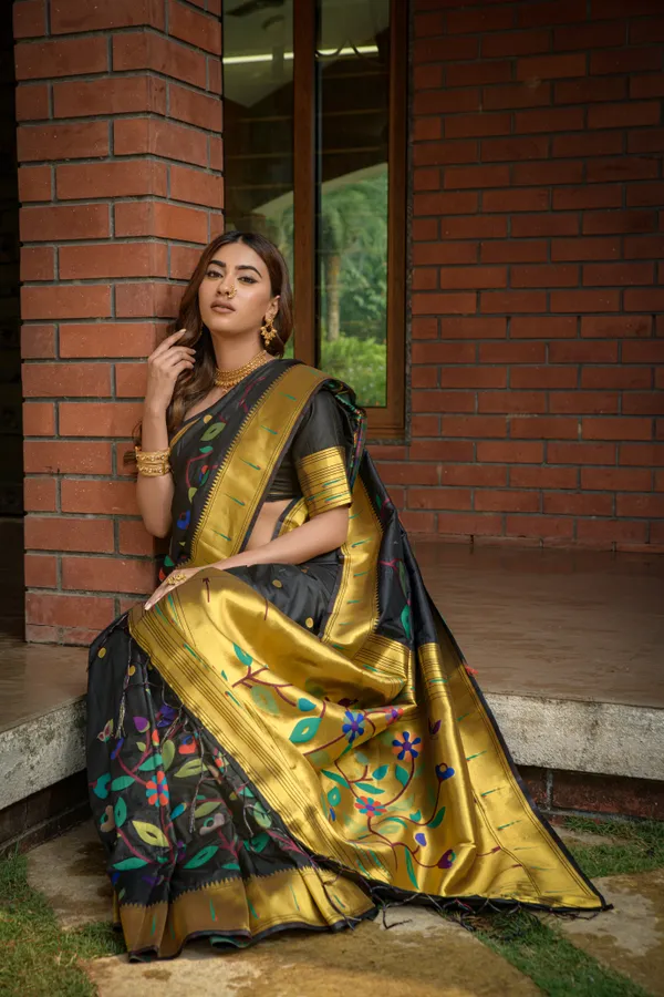 Black_Pure_Silk_Paithani_Saree