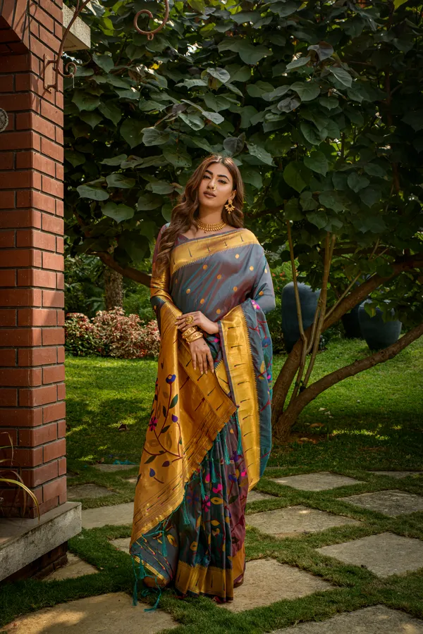 Grey_Pure_Silk_Paithani_Saree