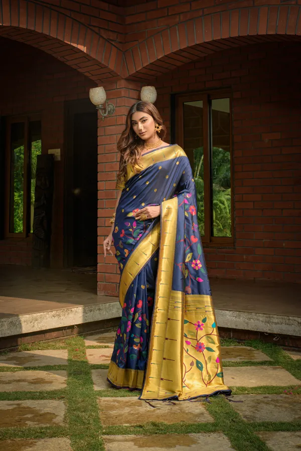 Navy_Blue_Pure_Silk_Paithani_Saree