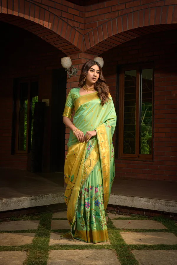 Parrot_Green_Pure_Silk_Paithani_Saree