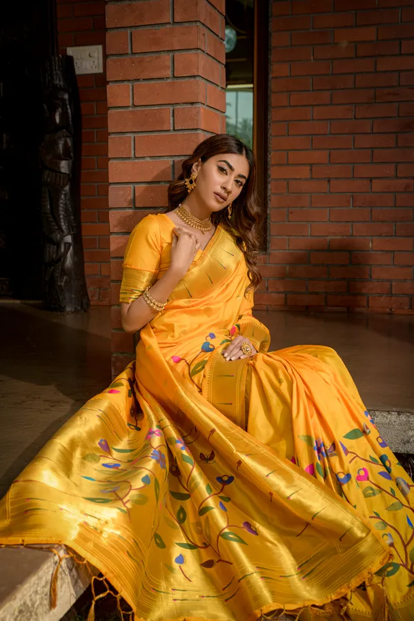 Yellow_Pure_Silk_Paithani_Saree