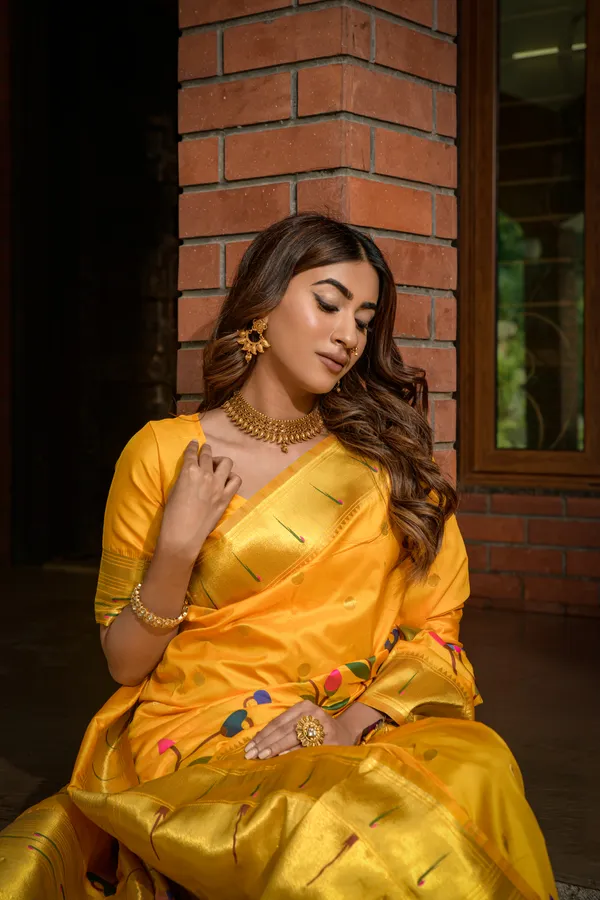 Yellow_Pure_Silk_Paithani_Saree