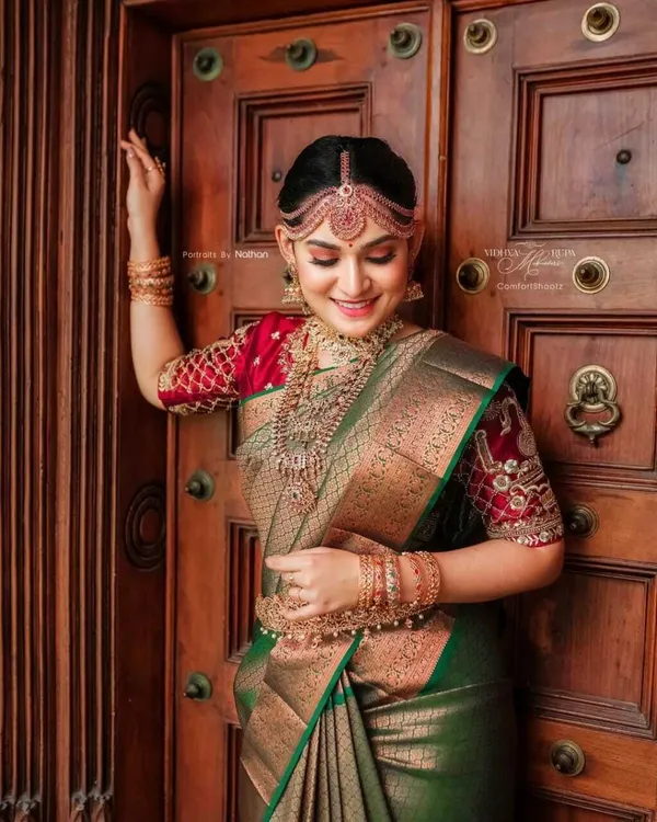 Green_Woven_Banarasi_Jacquard_Saree