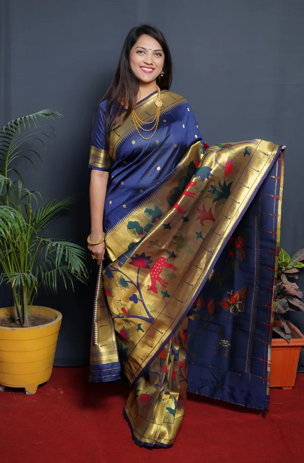 Navy_Blue_Pure_Silk_Paithani_Saree
