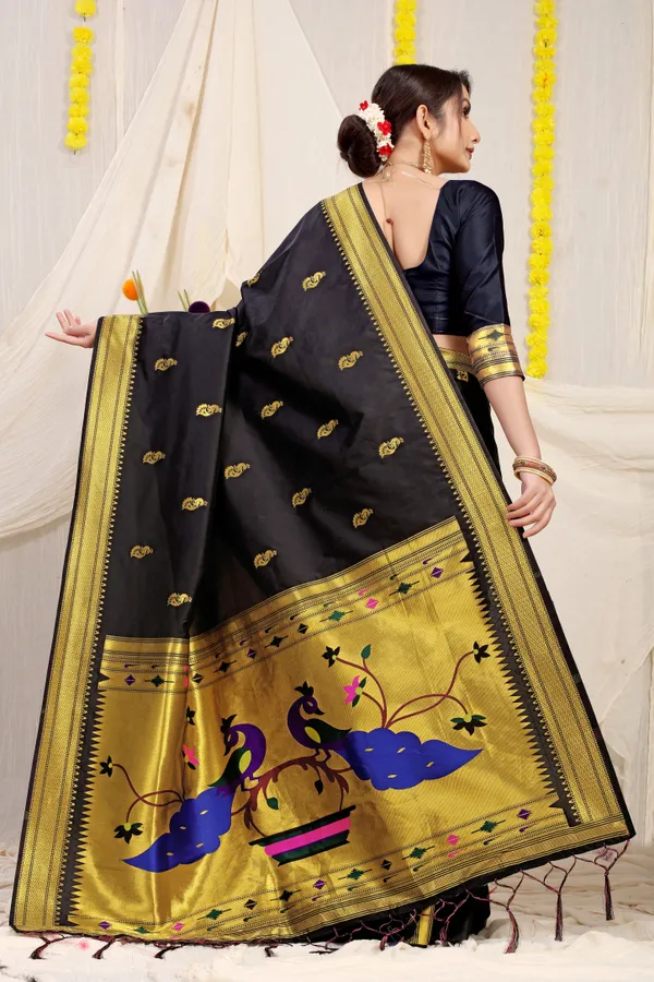 Black_Pure_Silk_Paithani_Saree