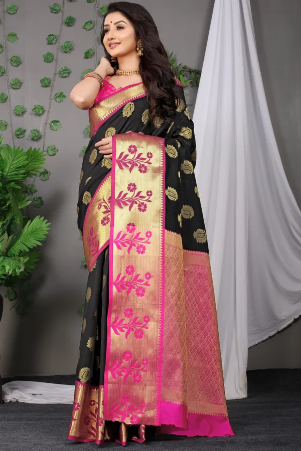 Black_Zari_Work_Patola_Silk_Saree