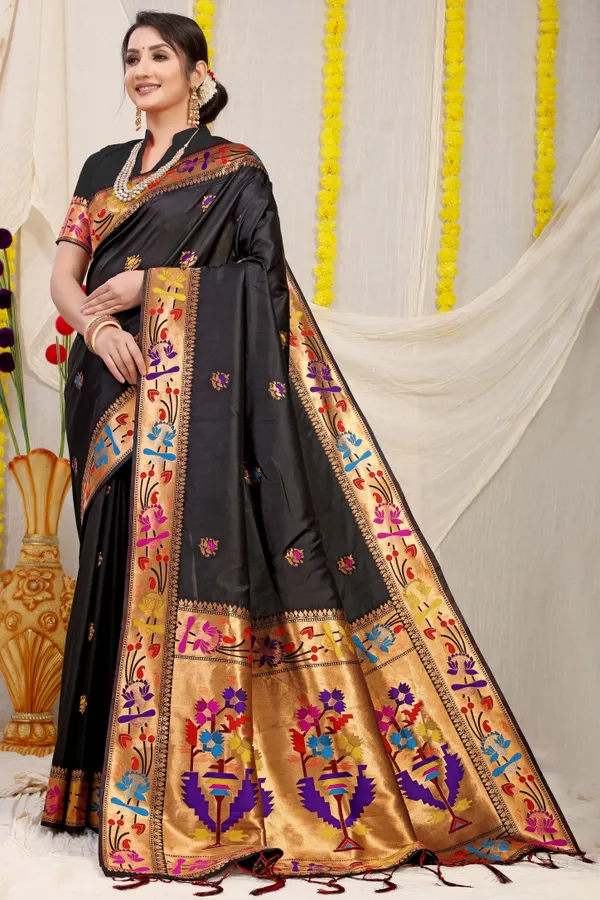 Black_Pure_Silk_Paithani_Saree