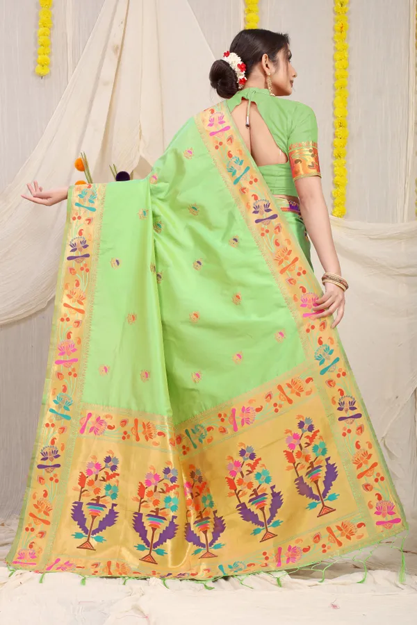 Parrot_Green_Pure_Silk_Paithani_Saree