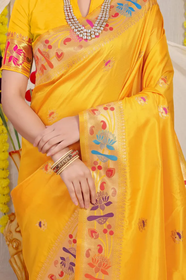 Yellow_Pure_Silk_Paithani_Saree