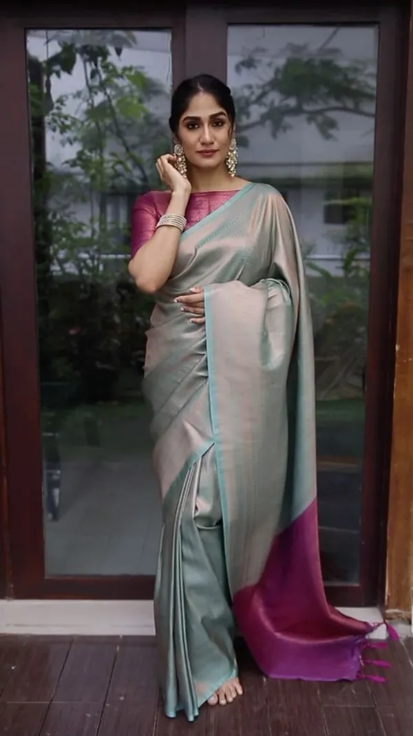 Blue_Pure_Banarasi_Saree