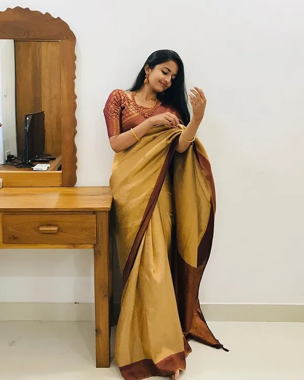 Yellow_Kanjivaram_Silk__Saree