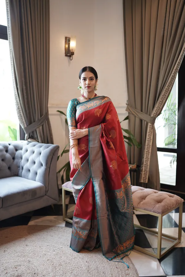 Maroon_Kanjivaram_Silk__Saree